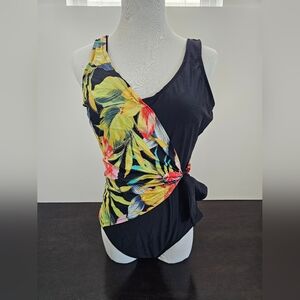 Your Best Look Tropical Floral Women's Swimsuit With Sarong Scarf Size 8